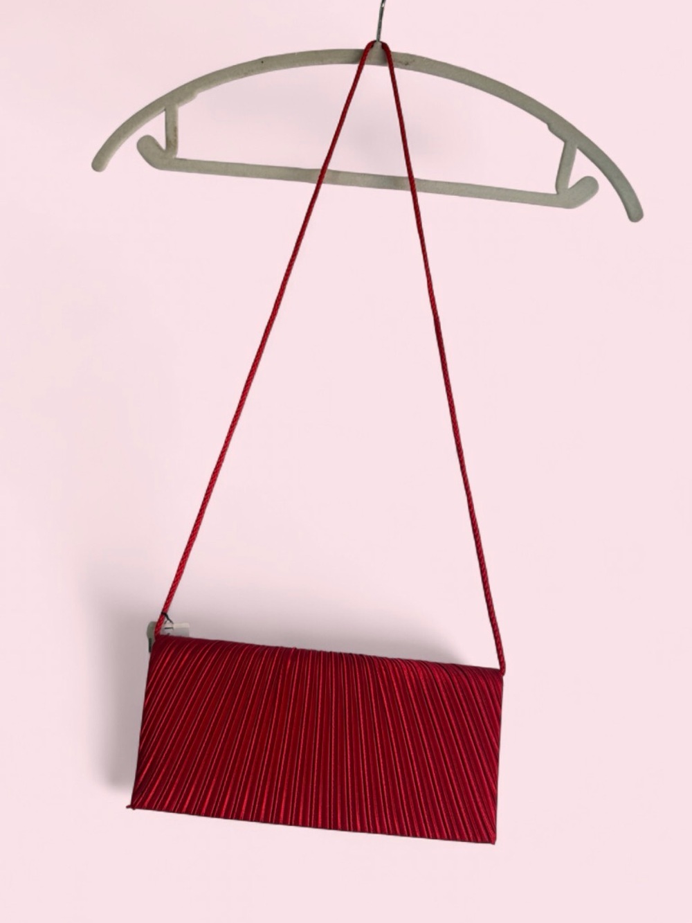 Bijoux Turner Red Pleated Crossbody Bag